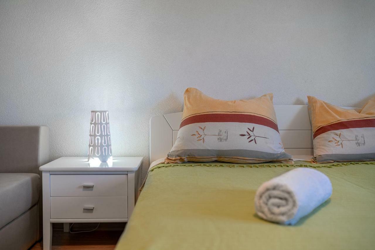 Apartmani Pataca Vodice Exterior foto