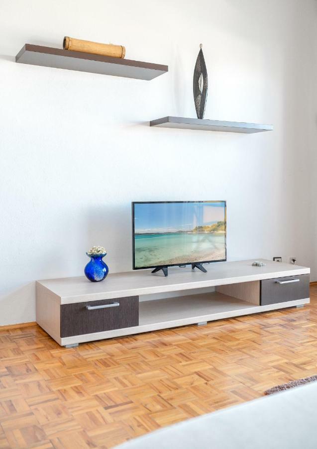 Apartmani Pataca Vodice Exterior foto